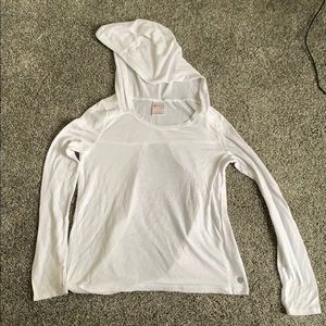 🤍Zella white long sleeve with open back 🤍